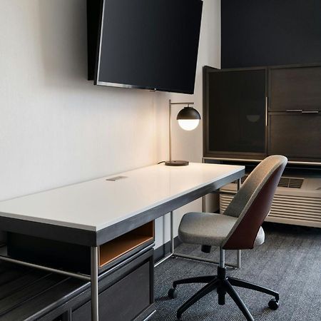 Courtyard By Marriott Fresno Clovis Hotel ภายนอก รูปภาพ